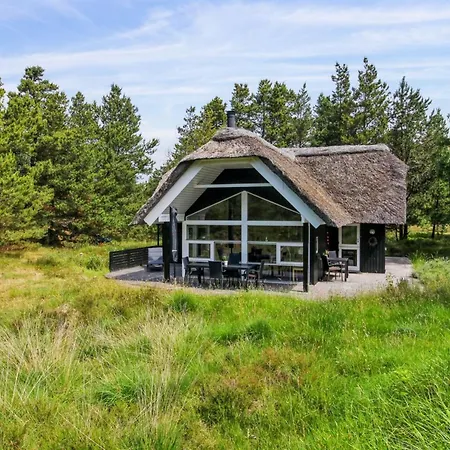 度假居 Karri - 1-1km From The Sea By Interhome Molby