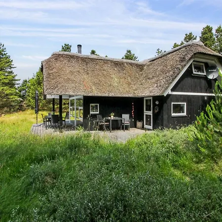 度假居 Karri - 1-1km From The Sea By Interhome Molby