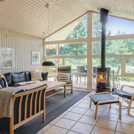 Karri - 1-1km From The Sea By Interhome * Molby