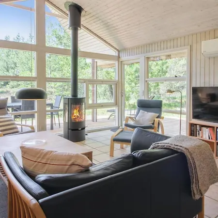 Feriehus Karri - 1-1km From The Sea By Interhome *