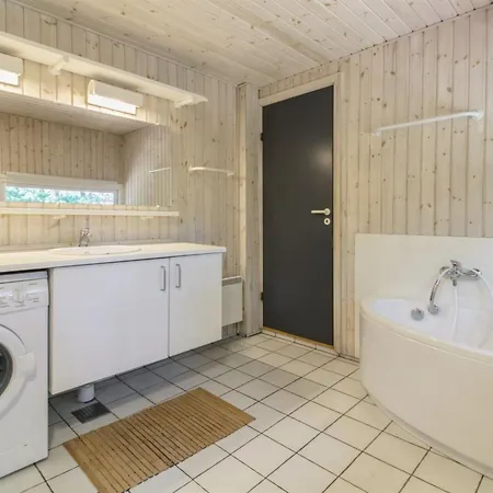 Karri - 1-1km From The Sea By Interhome Feriehus Molby