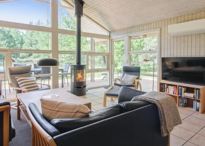 Karri - 1-1km From The Sea By Interhome * Molby