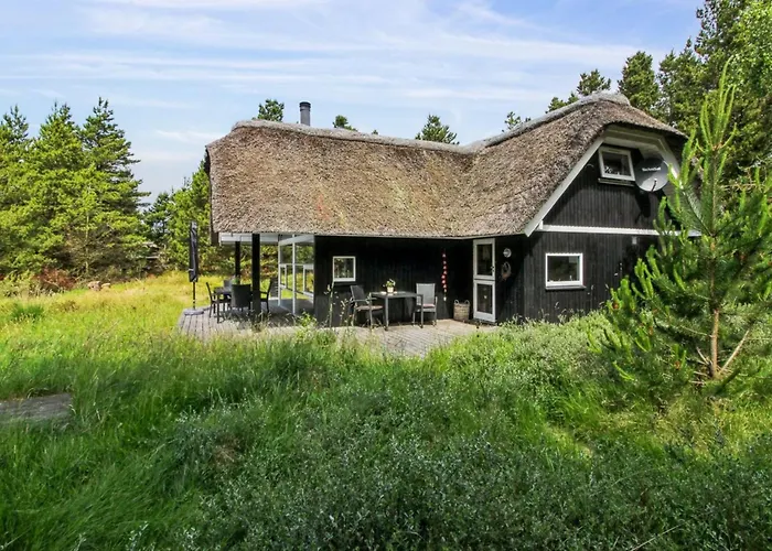 Ferienhaus Karri - 1-1km From The Sea By Interhome *